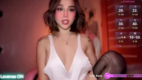 Snapshot of _nippleticklexxx chatting on 07/05/26, 05:53 Lily online show from 07/05/26, 05:53
