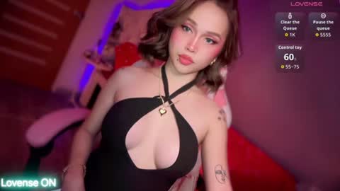 Snapshot of _nippleticklexxx chatting on 07/28/26, 08:52 Lily online show from 07/28/26, 08:52