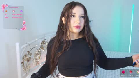 Vivian online show from 02/01/25, 02:34