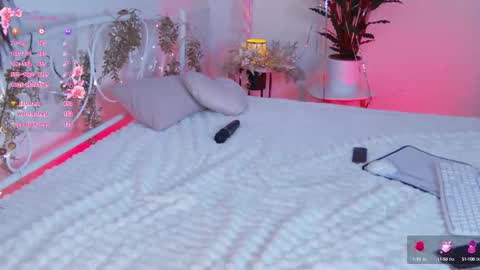 Vivian online show from 02/18/25, 08:25