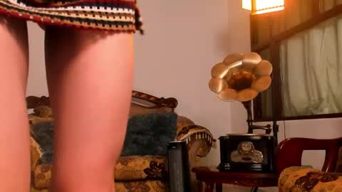 Snapshot of _nonbinaryangel_ chatting on 11/23/25, 01:16 Sammy online show from 11/23/25, 01:16