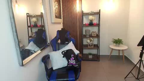 Olivia online show from 01/10/26, 11:01