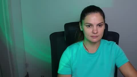 Olivia online show from 09/09/25, 06:35