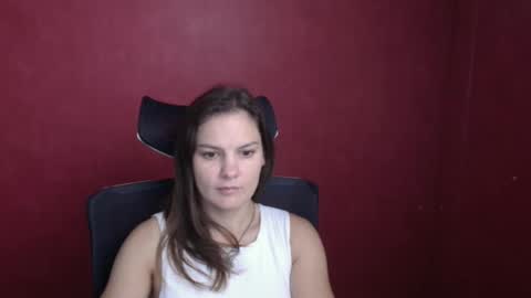 Olivia online show from 09/11/25, 05:40