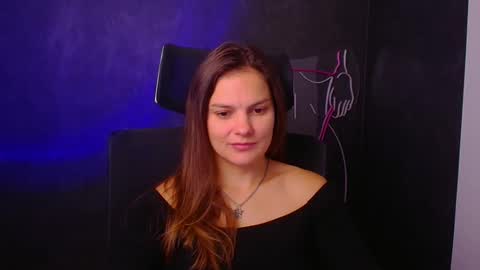 Olivia online show from 09/16/25, 05:30