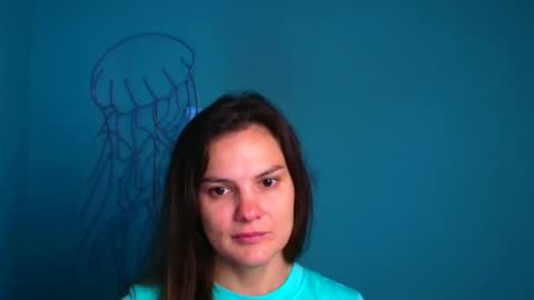 Olivia online show from 09/18/25, 05:20