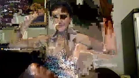 Snapshot of _olya chatting on 01/06/26, 01:31 Olya online show from 01/06/26, 01:31