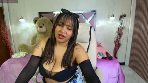 pamela online show from 09/12/25, 08:20