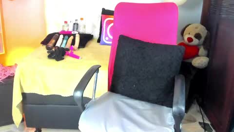 Snapshot of _pamela_ebony chatting on 03/19/26, 07:51 pamela online show from 03/19/26, 07:51