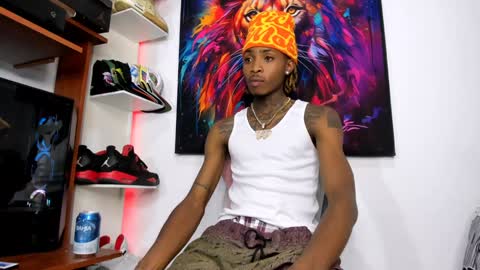 Kevin  online show from 02/05/25, 02:40