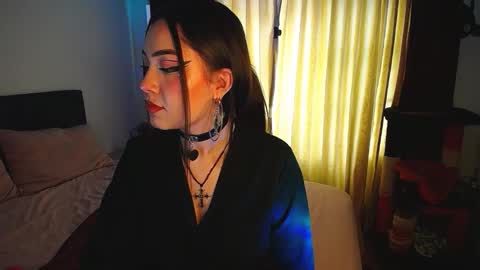 Paris online show from 03/06/26, 10:28