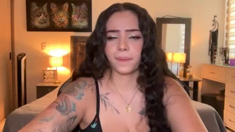 _paulah2 online show from 09/23/25, 08:45