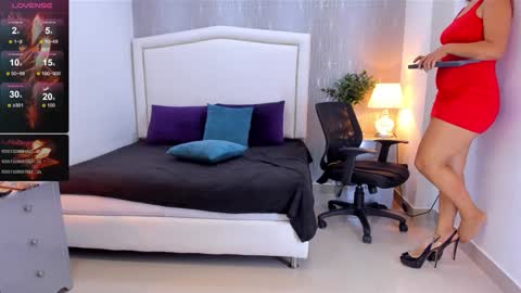 Snapshot of _peach1_ chatting on 01/28/25, 08:58  peach1  online show from 01/28/25, 08:58