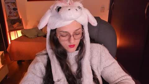 violeta ig  online show from 10/31/25, 04:02