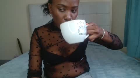 Peach online show from 04/06/26, 07:53