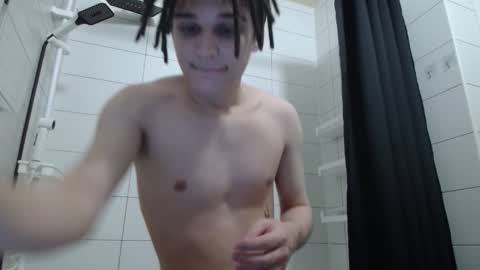 Snapshot of _peachtree_ chatting on 12/20/25, 11:17 Willie online show from 12/20/25, 11:17