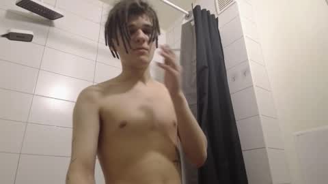 Snapshot of _peachtree_ chatting on 02/12/26, 03:51 Willie online show from 02/12/26, 03:51