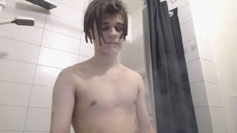 Snapshot of _peachtree_ chatting on 02/15/26, 06:15 Willie online show from 02/15/26, 06:15