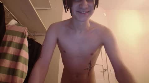 Snapshot of _peachtree_ chatting on 03/01/26, 01:13 Willie online show from 03/01/26, 01:13