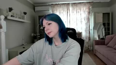 Snapshot of _penisflytrap_ chatting on 06/12/26, 08:02 Viktoria online show from 06/12/26, 08:02