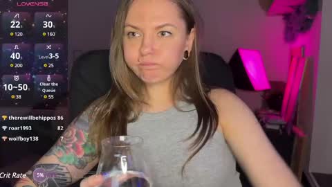  HADLY today day-off see u online 0112  online show from 01/06/25, 08:50