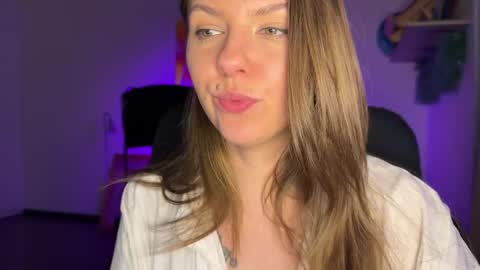  HADLY today day-off see u online 0112  online show from 02/11/25, 05:18