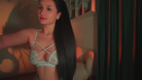 Snapshot of _protea chatting on 01/14/25, 05:51 Eva online show from 01/14/25, 05:51