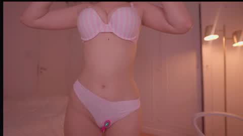 Snapshot of _protea chatting on 04/21/26, 11:40 Eva online show from 04/21/26, 11:40