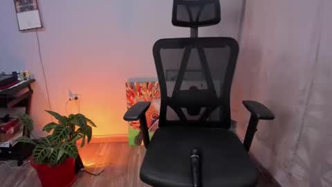 Cherr online show from 03/05/25, 11:27