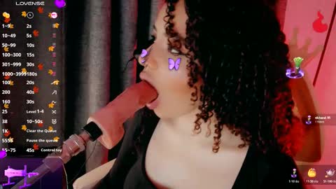 Kate evhans online show from 10/28/25, 12:03