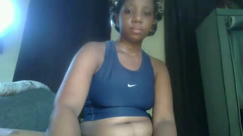 queen online show from 12/02/24, 08:30