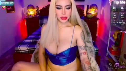 Snapshot of _queengoddess_ chatting on 06/29/26, 06:30 Hi my name is selinaim glad to meet everyone here online show from 06/29/26, 06:30