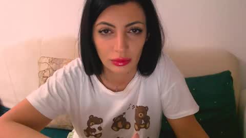 Sarah online show from 03/09/25, 10:19