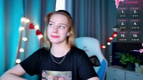 im Amy online show from 02/17/25, 09:35