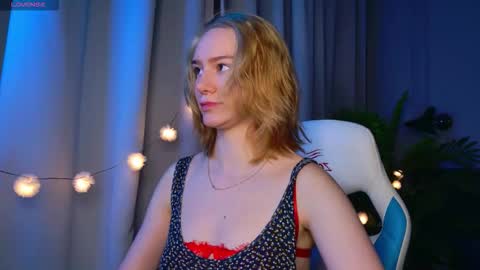 im Amy online show from 12/23/25, 06:11