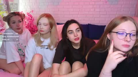 Merlizz Eva Jane Mila Nicole  left to right  online show from 03/10/25, 11:49