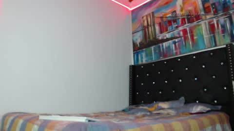 Snapshot of _ravenna_ chatting on 04/19/26, 01:27 Samara Romero online show from 04/19/26, 01:27