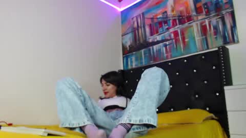 Snapshot of _ravenna_ chatting on 04/23/26, 01:29 Samara Romero online show from 04/23/26, 01:29