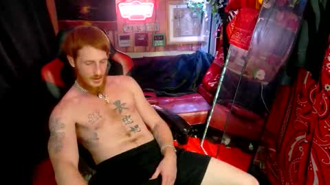 Snapshot of _redxxx chatting on 06/08/26, 09:20 REDxxx online show from 06/08/26, 09:20