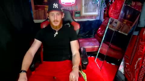 Snapshot of _redxxx chatting on 06/09/26, 06:03 REDxxx online show from 06/09/26, 06:03
