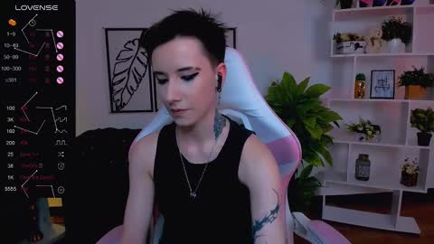 Snapshot of _rein_ramm chatting on 02/10/25, 12:08 Rein online show from 02/10/25, 12:08