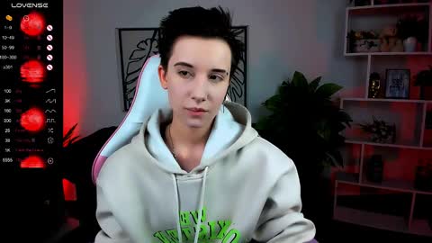 Snapshot of _rein_ramm chatting on 03/06/25, 06:19 Rein online show from 03/06/25, 06:19