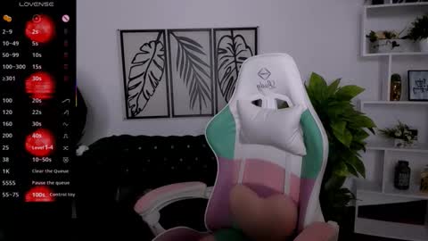 Snapshot of _rein_ramm chatting on 09/13/25, 05:35 Rein online show from 09/13/25, 05:35