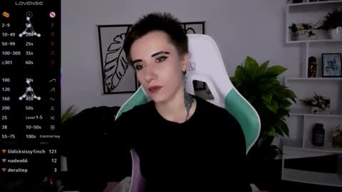 Snapshot of _rein_ramm chatting on 09/22/25, 05:37 Rein online show from 09/22/25, 05:37