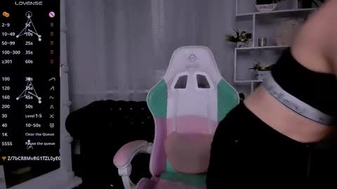 Snapshot of _rein_ramm chatting on 11/08/25, 06:07 Rein online show from 11/08/25, 06:07