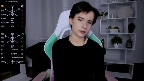 Snapshot of _rein_ramm chatting on 11/13/25, 06:51 Rein online show from 11/13/25, 06:51