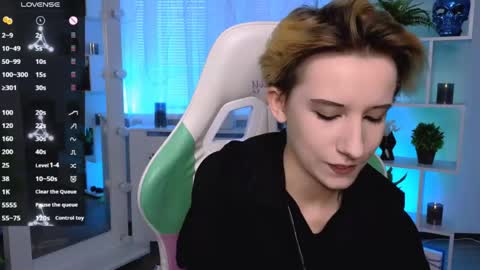 Rein online show from 05/25/26, 03:18