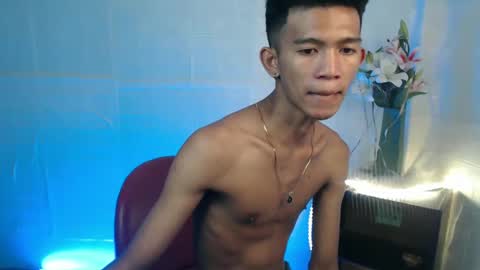 Snapshot of _rellvanxx chatting on 03/02/25, 03:05 _rellvanxx online show from 03/02/25, 03:05