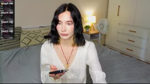 LISSAPVT IS OPEN online show from 10/02/25, 06:20