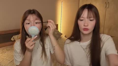 LISSAPVT IS OPEN online show from 10/12/25, 04:22